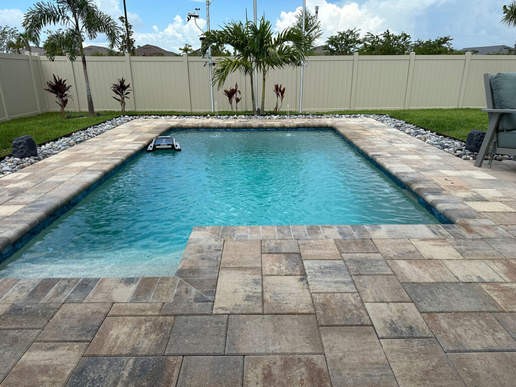 pool tiling with rocks