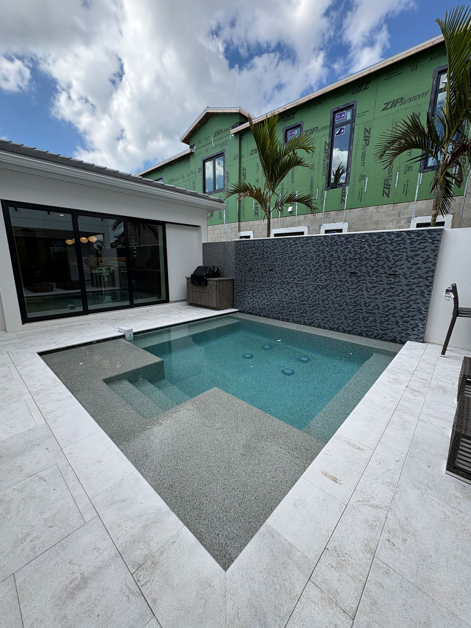 tile wall pool