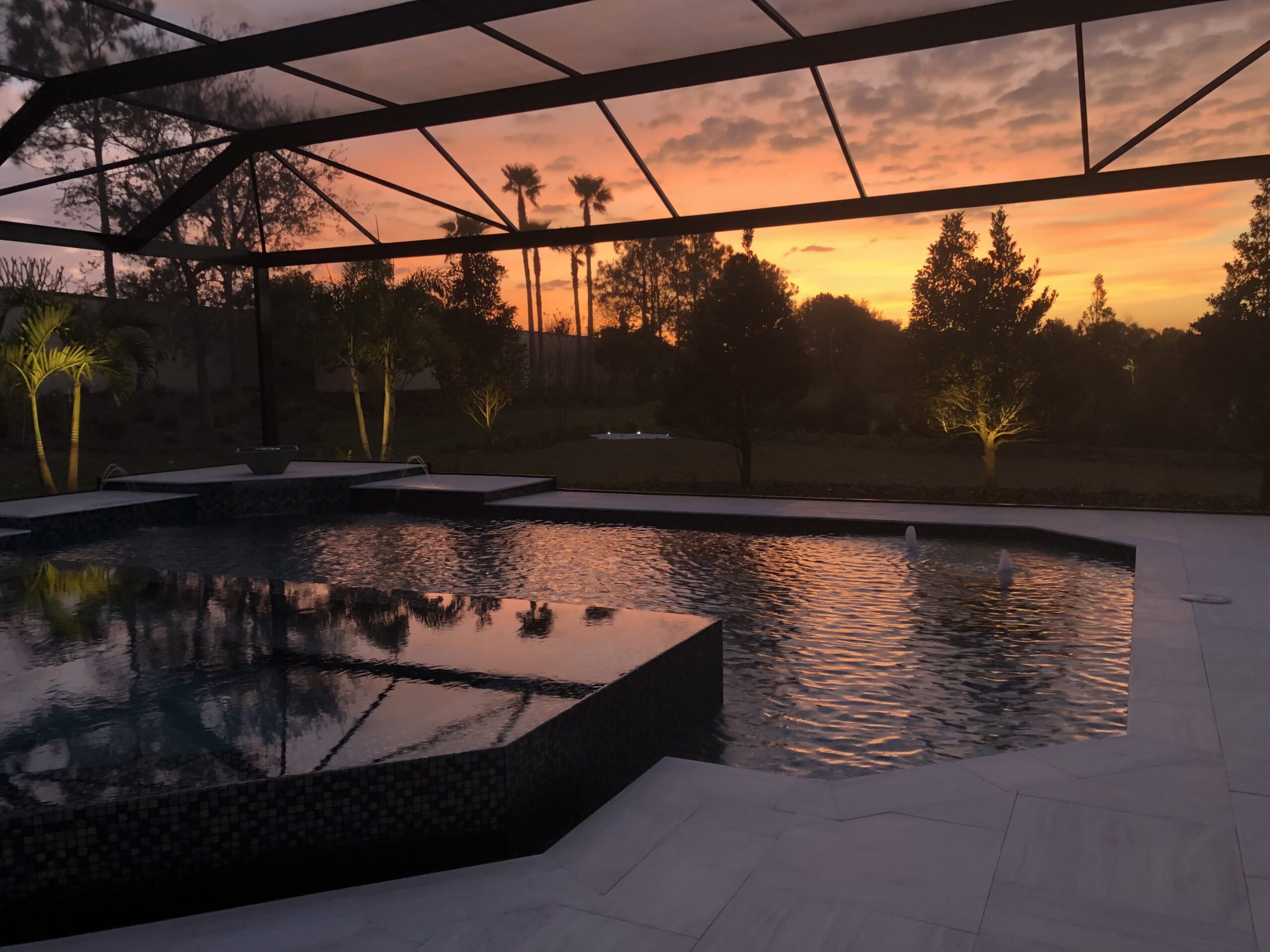 How to Design a Pool That Looks Great Day and Night